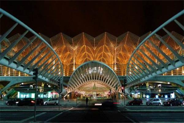 火車(chē)站亮化工程