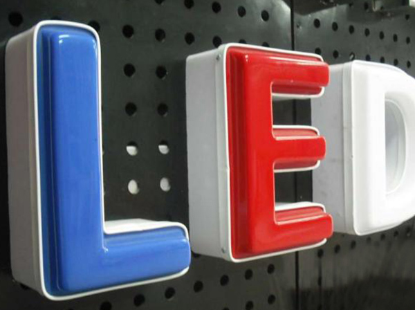 張家口吸塑發(fā)光字制作